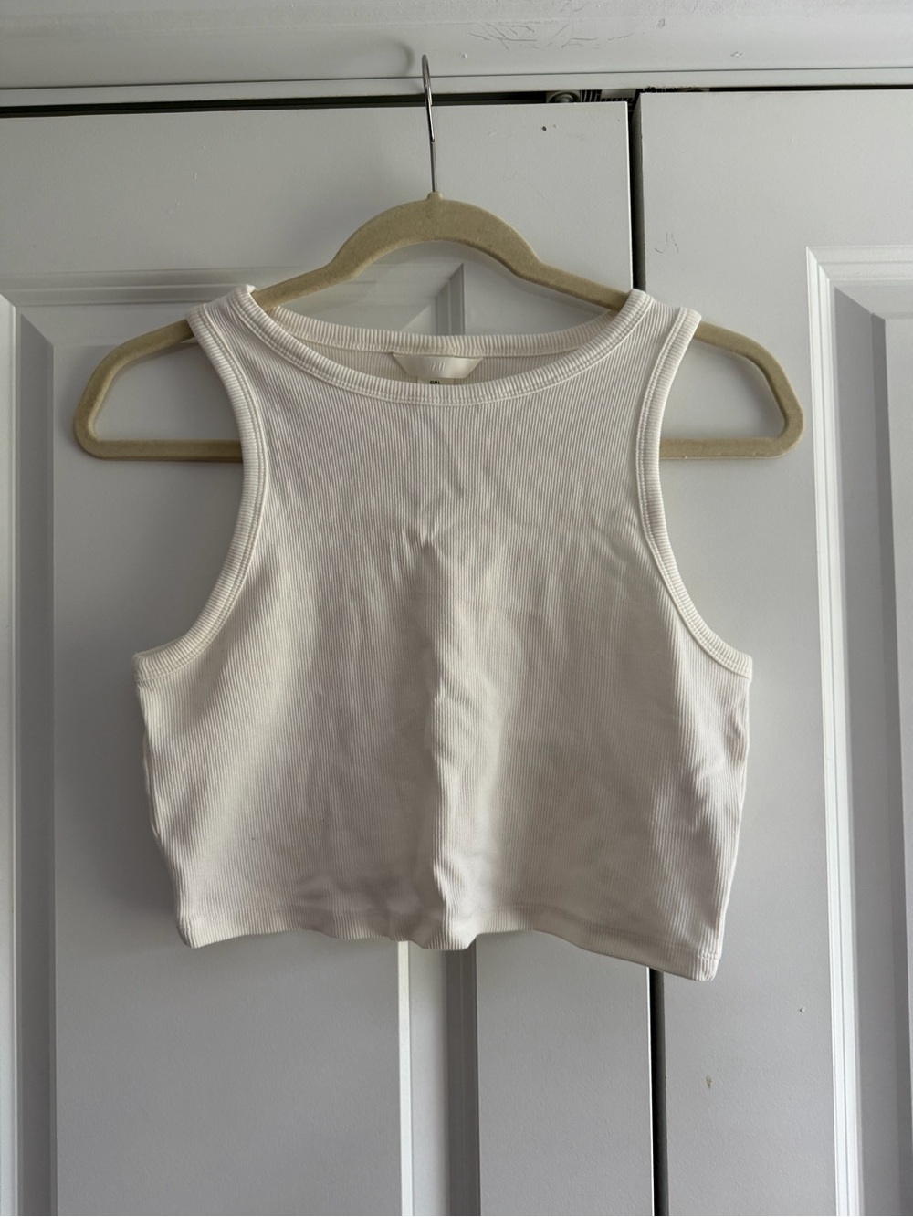H&M Off-White Ribbed Cropped Tank